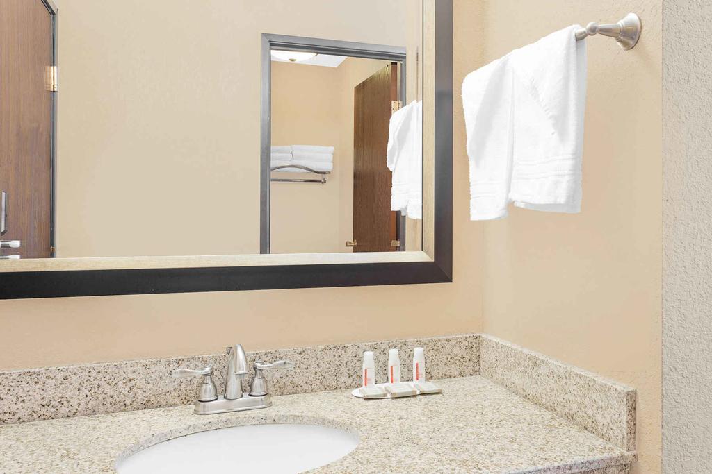 Motel Super 8 By Wyndham Wi