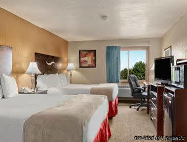 Motel Super 8 By Wyndham Wi 2*